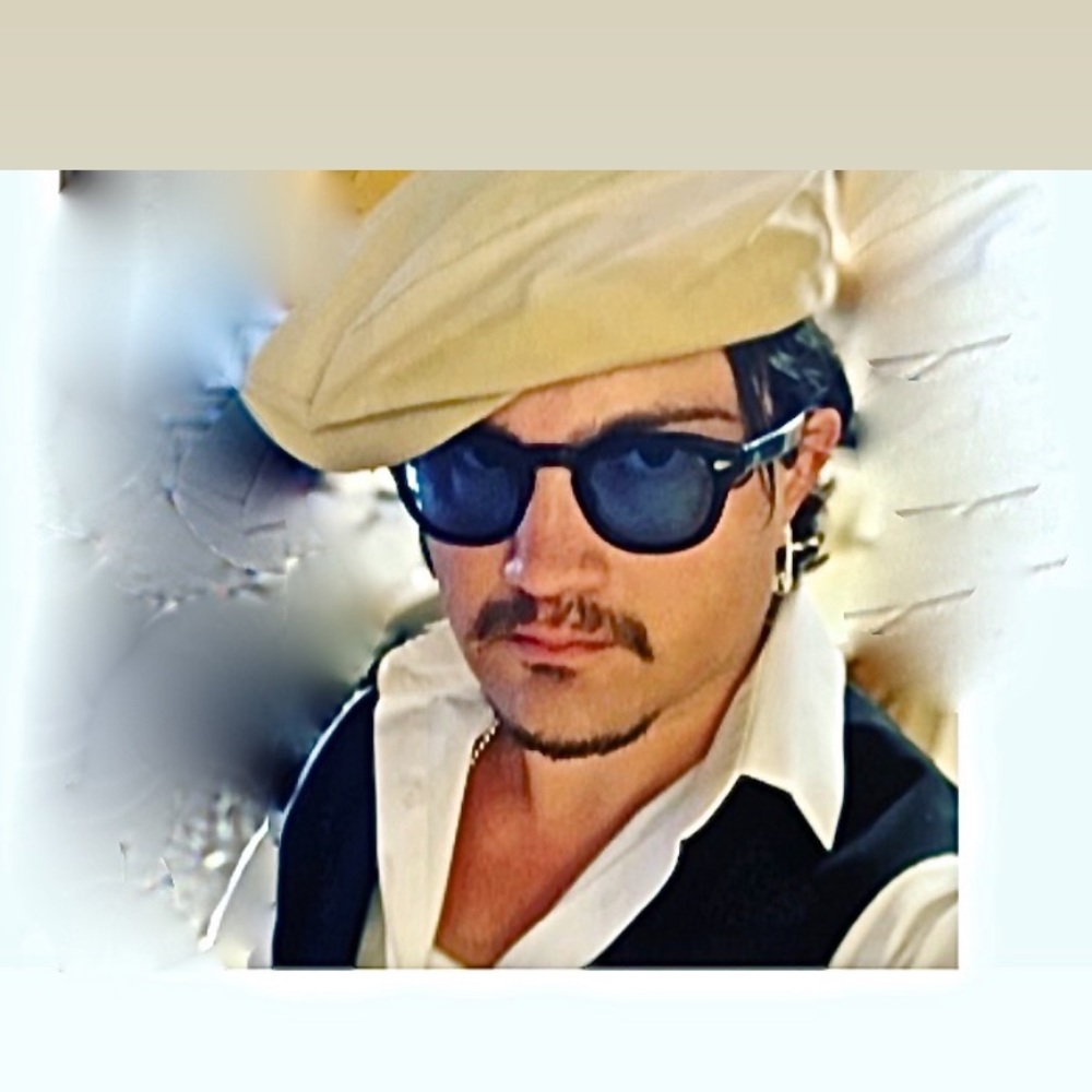 Meet your Posher, Jonathan